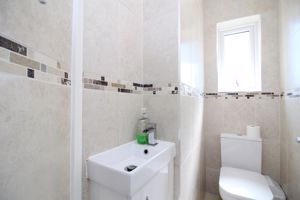 Downstairs W.C- click for photo gallery